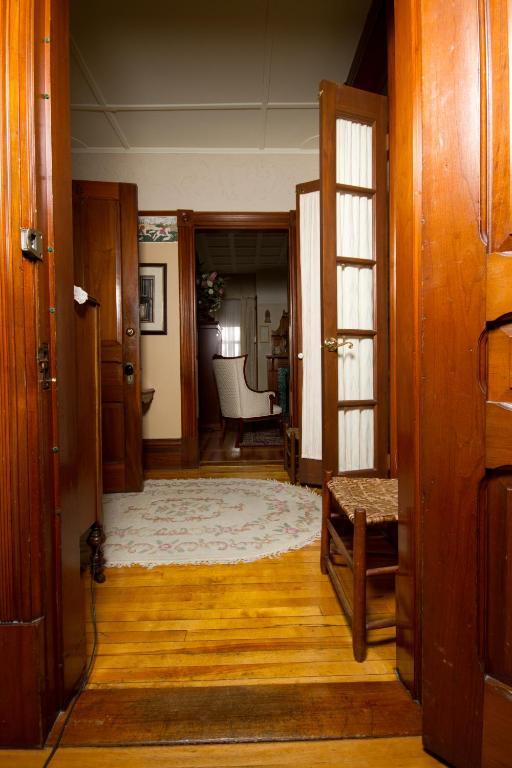 Victoria'S Historic Inn Wolfville Bilik gambar