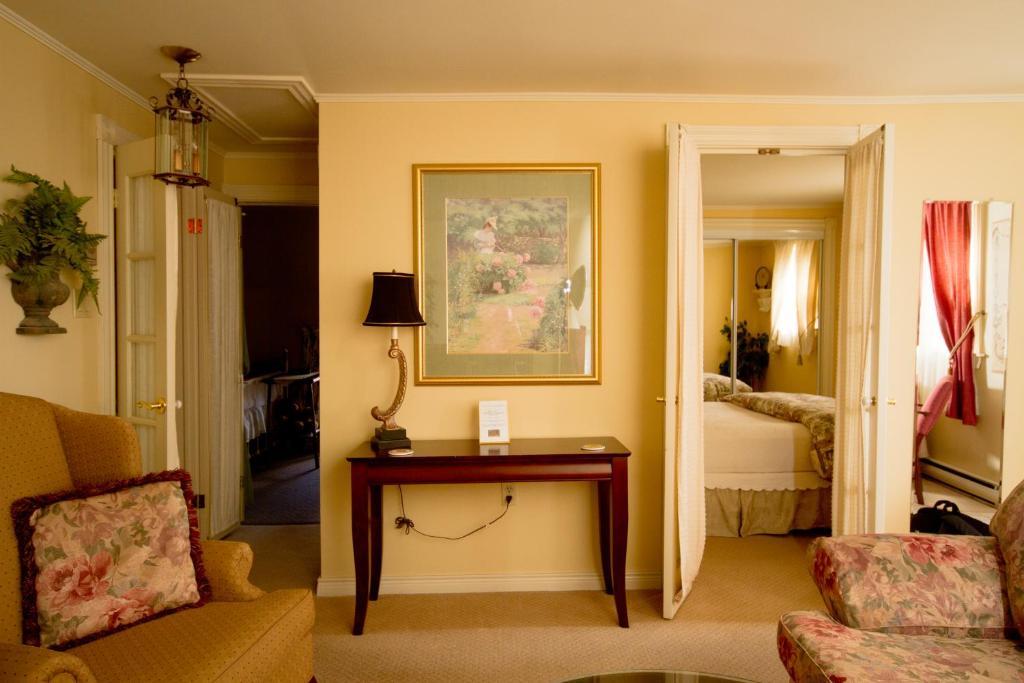 Victoria'S Historic Inn Wolfville Bilik gambar