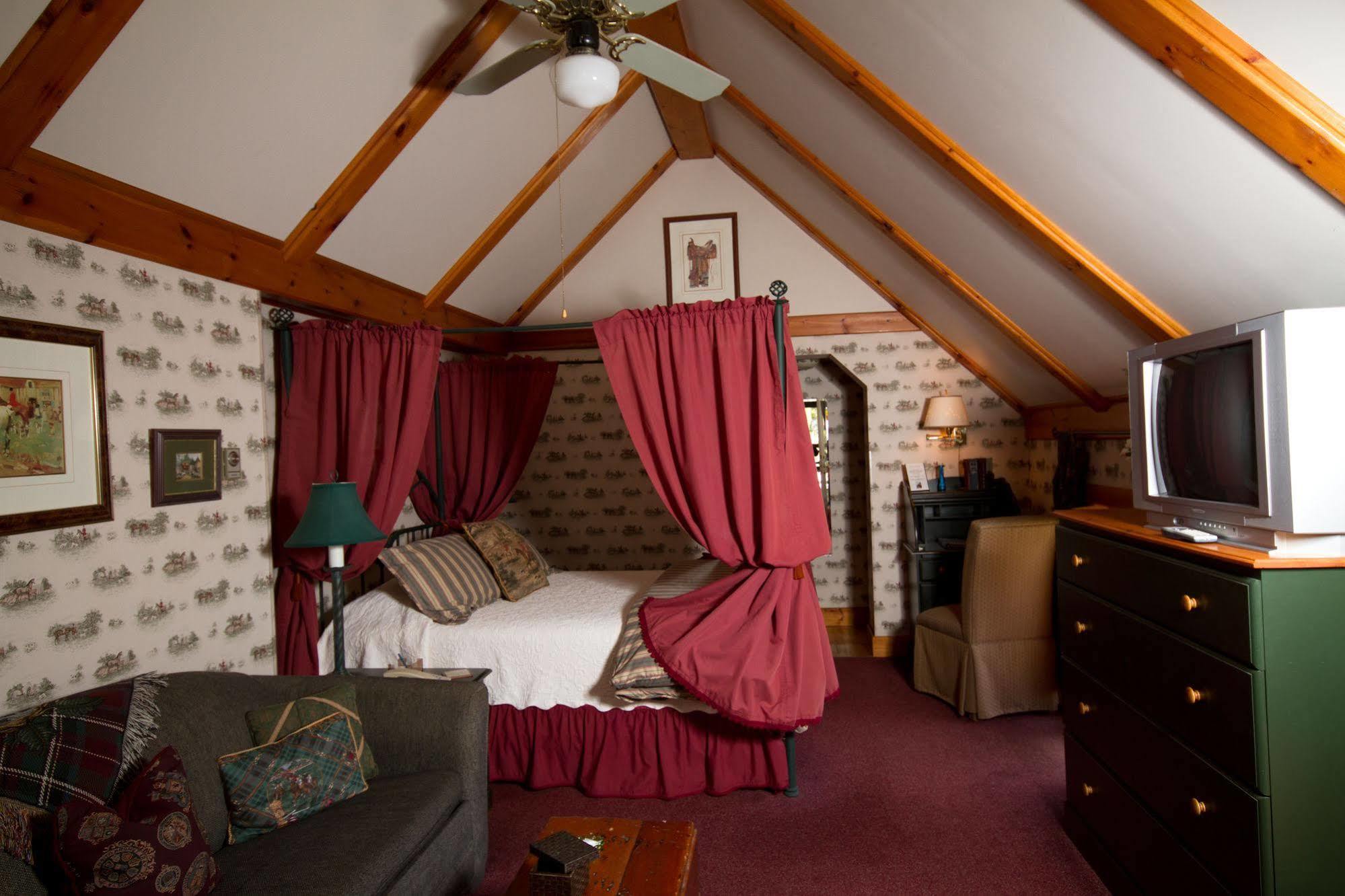 Victoria'S Historic Inn Wolfville Luaran gambar